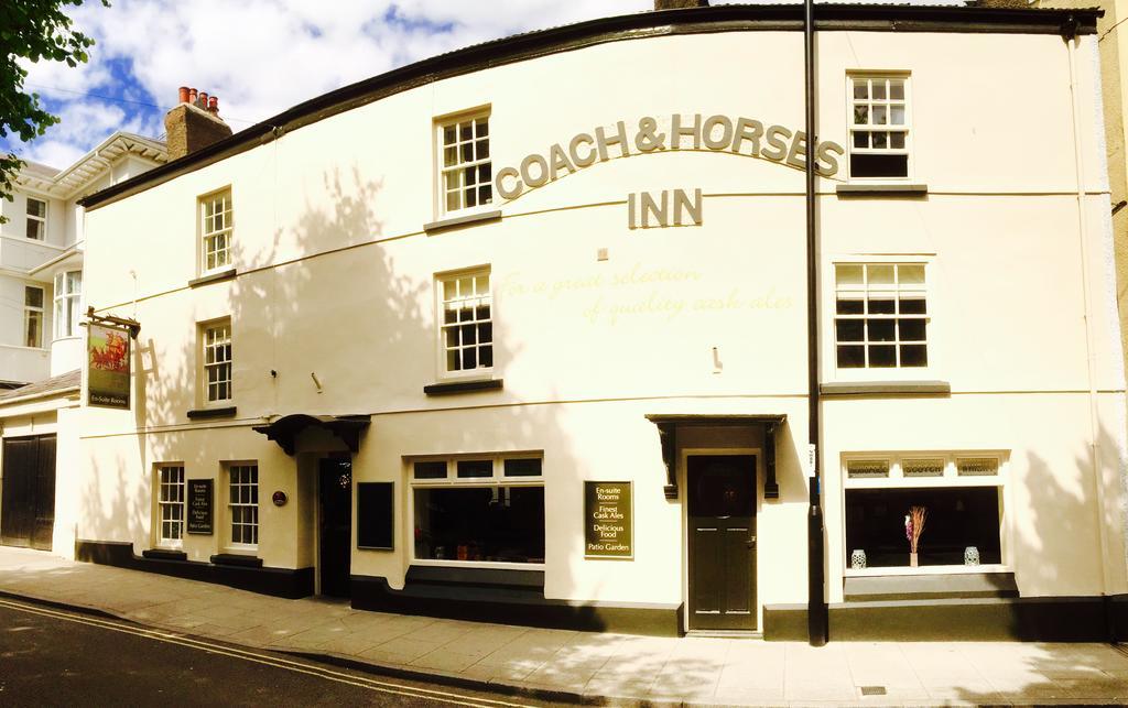 The Coach And Horses Inn Chepstow Dış mekan fotoğraf
